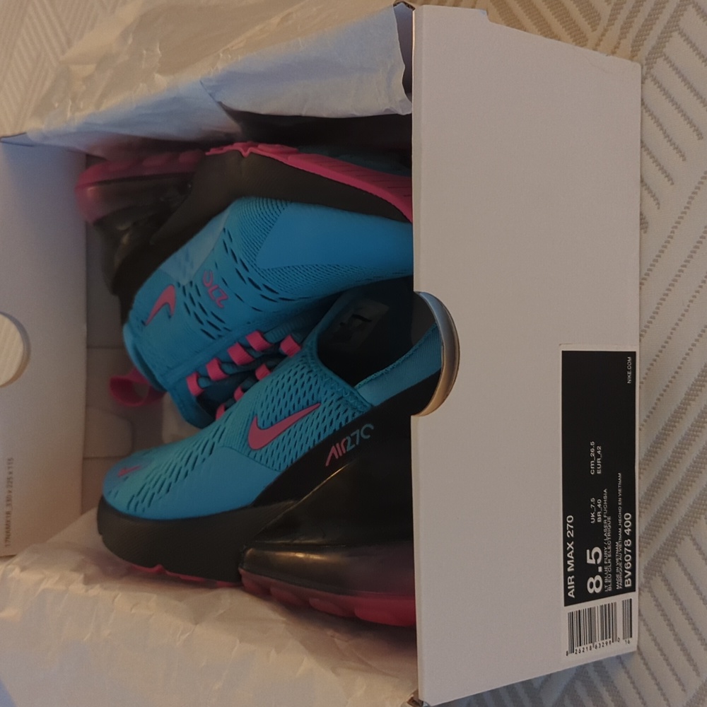 Nike Air Max 270